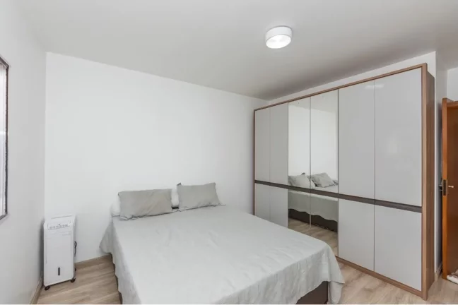 Imagem Sobrado 69m² em rua tranquila – 2 dormitórios + churrasqueira