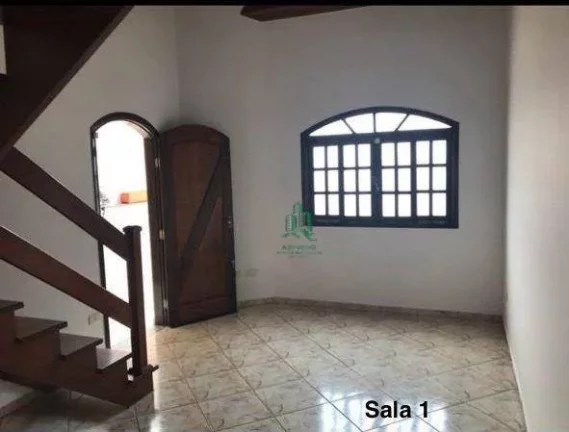 Imagem Sobrado com 3 dormitórios à venda, 106 m² por R$ 720.000,00 - Parque Renato Maia - Guarulhos/SP