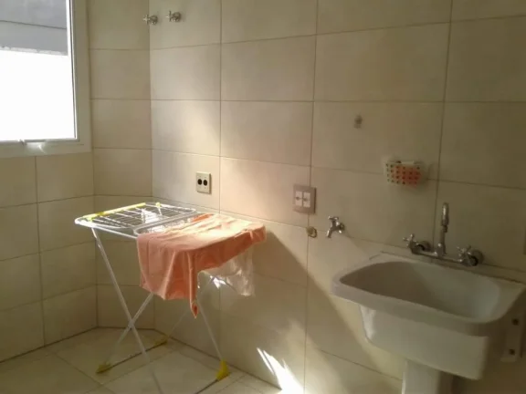 Imagem Casa em Aldeia da Serra - 354m²