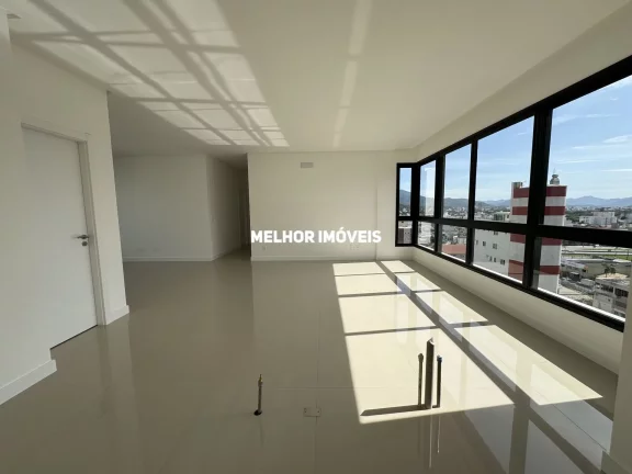 Imagem Apartamento à venda com 3 suítes no centro Sul de Balneário Camboriú - SC