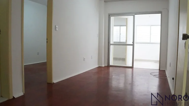 Imagem Apartamento 2 dormitórios com no centro de Santa Maria