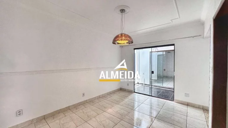 Imagem Casa com 3 dormitórios à venda, 120 m² por R$ 410.000,00 - Jardim Portugal - Rio Claro/SP