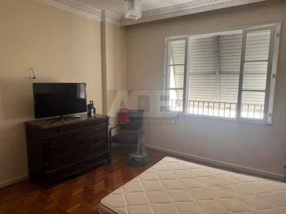 Imagem Apartamento mobiliado para alugar no Flamengo, 189m², 3Qtos, de frente.