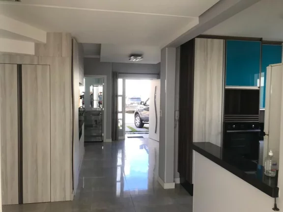 Imagem Sobrado com 3 dormitórios à venda por R$ 850.000,00 - Parque Santa Rosa - Suzano/SP