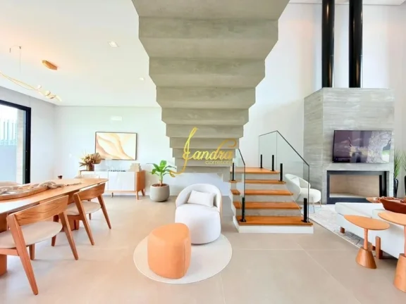 Imagem Sobrado com 04 suítes, 220m² mobiliado e decorado