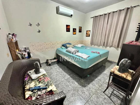 Imagem Casa com 4 dormitórios à venda, 200 m² por R$ 509.000,00 - Setor Afonso Pena - Itumbiara/GO