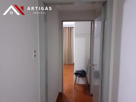 Imagem Sobrado á venda na Mooca Rua Visconde de Inhomerim 300 m² 3 dormitórios 1 suíte 4 vagas