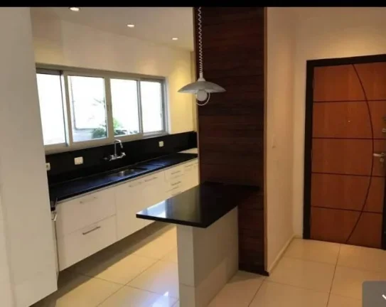 Imagem VENDO APARTAMENTO CASINHA DE BONECA TODO REFORMADO COM VARANDA