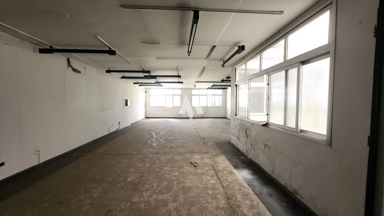 Imagem Oportunidade única no coração de Santos – Loja Comercial de Alto Padrão em Frente à Prefeitura!