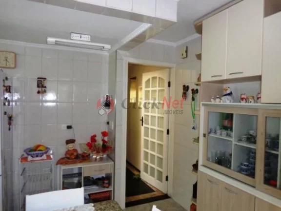 Imagem Sobrado no bairro Jardim, 3 dorm, 1 suíte, 2 vagas, 200 m
