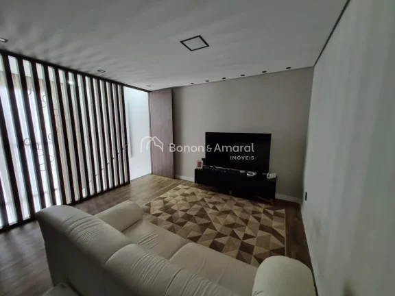 Imagem A casa perfeita para você que busca por conforto e sofisticação!
Dotado de excelente acabamento e...