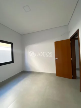 Imagem CASA DISPONIVEL PARA VENDA, NO CIDADE JARDIM, SINOP - MT.