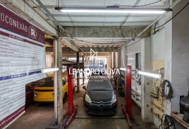 Imagem Galpão Comercial à Venda – 450 m² | Av. Armando Ferrentini
