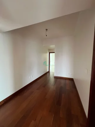 Imagem APARTAMENTO DE ALTISSÍMO PADRÃO NO EDIFÍCIO CLIMENE NOVELINO EM REGIÃO CENTRAL DA CIDADE