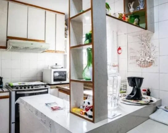 Imagem Casa Com 150 metros 3 Dormitórios 2 Banheiros e 5 vagas de garagens