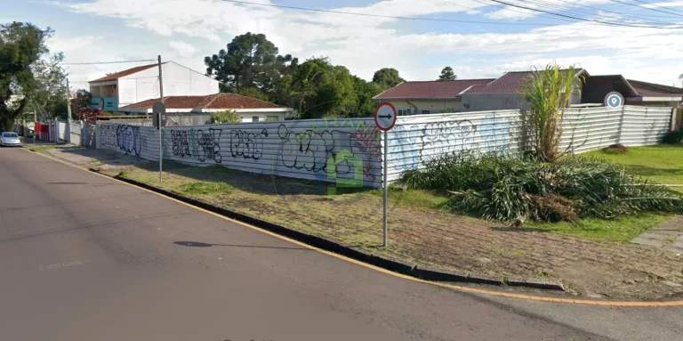 Imagem Terreno de esquina com 708 m², ZR-2 pronto pra con