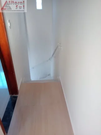 Imagem CASA RESIDENCIAL em PRAIA GRANDE - SP, MARACANÃ