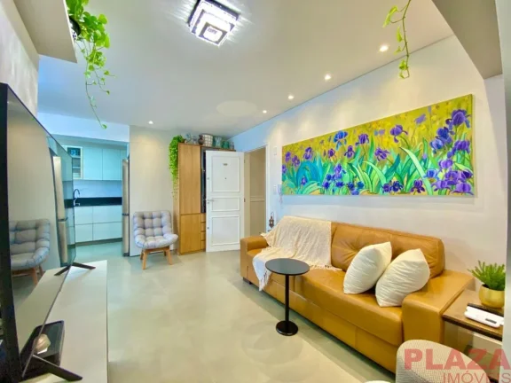 Imagem OPORTUNIDADE - Apto completamente decorado e reformado com 2 dormitórios sendo uma suíte