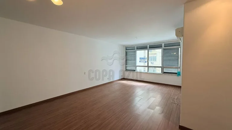 Imagem Copacabana – Rua Figueiredo Magalhăes | Residencial › Apartamento 3 quarto(s) à Venda