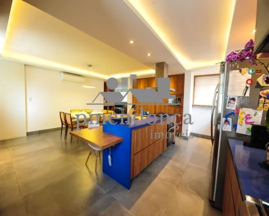 Imagem Apartamento 4 quartos, 4 suites, 2 vagas, 295m²