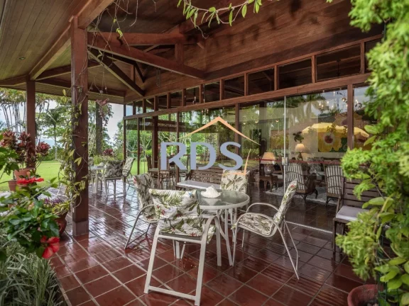 Imagem Linda casa Ubatuba p?(C) na areia ! 592m 06 suítes ! Oportunidade única