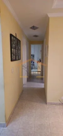 Imagem Apartamento espaçoso, 3 dormitórios, sendo 1 suíte com closet ou opção de quarto auxiliar, sala...