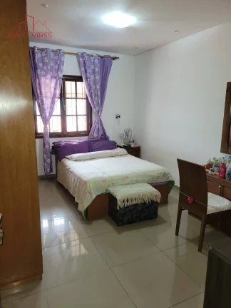 Imagem Casa com piscina no Jd Casablanca.