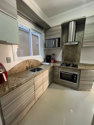 Imagem Geminado mobiliado com 3 dormitórios sendo 1 suíte e 2 vagas - Vila Nova | Joinville/SC