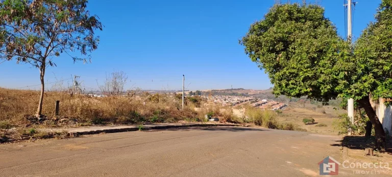 Imagem Terreno em Coração Eucarístico, Patos de Minas/MG