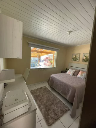 Imagem Casa em condomínio, 02 quartos, mobiliada à venda, em Campo Largo/PR