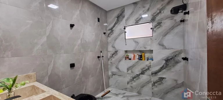 Imagem Casa à Venda no Jardim Panorâmico em Patos de Minas – 3 Quartos, Suíte e 2 Garagens