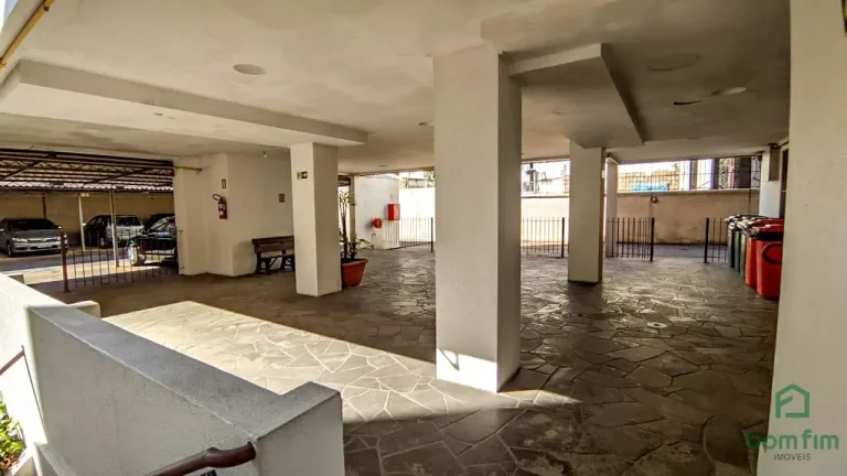 Imagem Apto para Venda, 2 dorm. c/ garagem, no Rio Branco, Porto Alegre/RS.