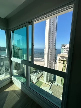 Imagem Apartamento Quadra Mar com 3 suítes à venda no Centro de Balneário Camboriú/SC
