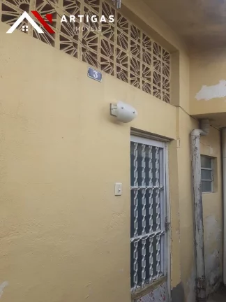 Imagem Casa Sobrado á venda na Mooca A.C 180 m² A,T. 296 m² para reforma ou demolição