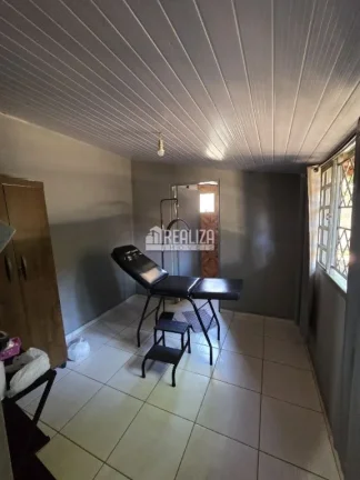 Imagem Casa de 3 dormitórios no bairro Estados Unidos em Uberaba