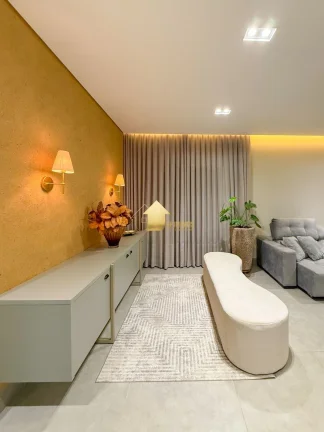 Imagem Casa 3 Suítes Térrea Neoclássica no Condomínio Florais do Parque