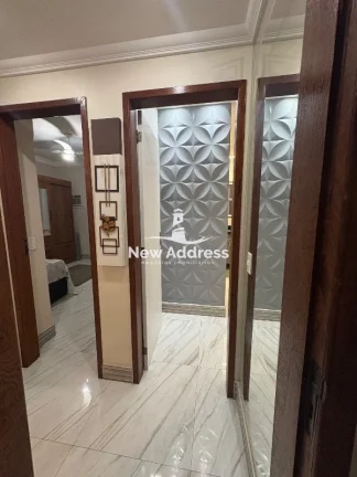 Imagem No Jockey, duas casas em um só imóvel com área gourmet: more com a família, alugue ou transforme em duplex. Comércio e serviços a poucos passos.