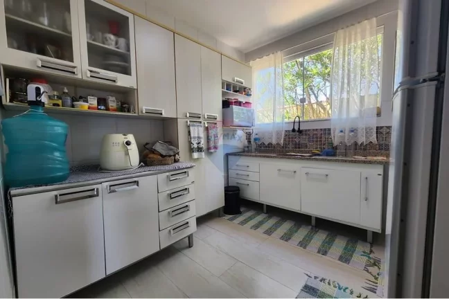 Imagem Casa triplex 4 quartos, duas suítes, 509m.