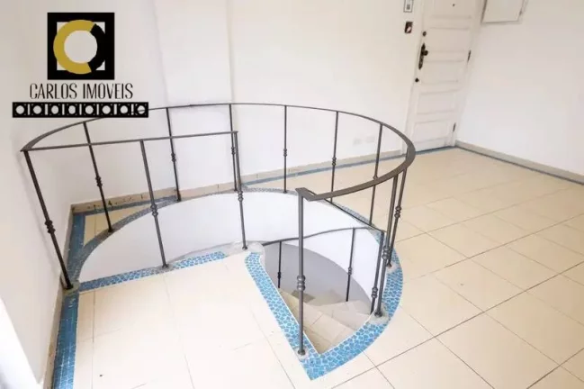 Imagem OPORTUNIDADE Duplex com 208m² útil no Embaré Prox. a Praia- Santos |