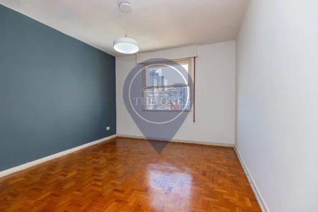 Imagem Apartamento à venda em Cerqueira César, São Paulo-SP: 3 quartos, 2 salas, 2 banheiros, 1 vaga, 100m². Venha conferir!