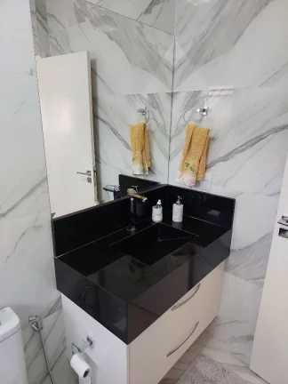 Imagem CASA TÉRREA DE ESQUINA - ACABAMENTO FINO - CONDOMÍNIO CAMPOS DO CONDE 2 - PAULÍNIA