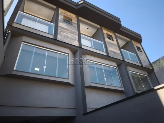 Imagem Sobrado com 160 M², 03 dormitórios sendo 01 suíte, 1 banheiro social e lavabo, sala para dois amb...