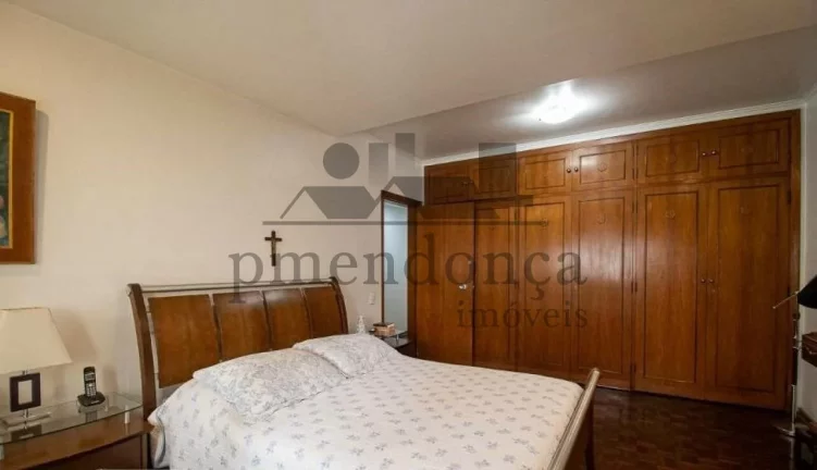 Imagem Apartamento em Higienópolis com 270m², 4 quartos (3 suítes) e 2 vagas.
