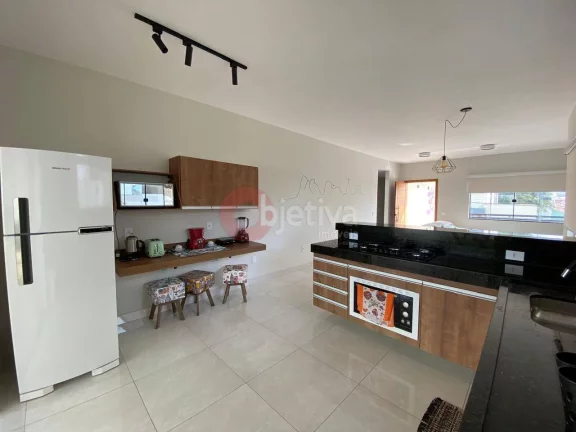 Imagem Casa linear no Condomínio dos Pássaros, 3 quartos, Cabo Frio.