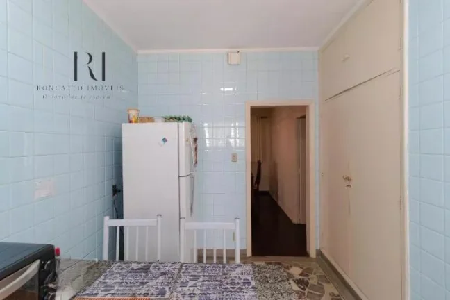 Imagem Casa com 4 quartos, 360m2, à venda