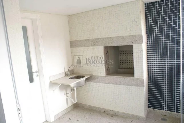 Imagem Apartamento novo Quadra Mar com 3 suítes à venda no Centro de Balneário Camboriú