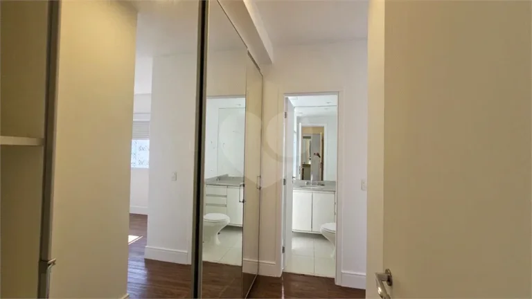 Imagem Apartamento para alugar com 3 quartos, sendo 2 suítes, no condomínio Parques da Lapa, São Paulo - SP