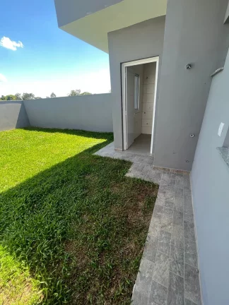 Imagem Linda casa de 2 dormitórios com um excelente acabamento em localização Excelente