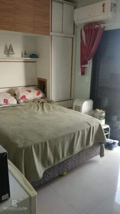 Imagem A VENDA!!! Apartamento com 2 dorms sendo uma suite, duas sacadas e uma vaga no Balneario Tupi.