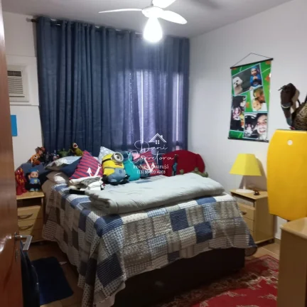 Imagem Apartamento à venda no Guarujá na Praia das Pitangueiras.